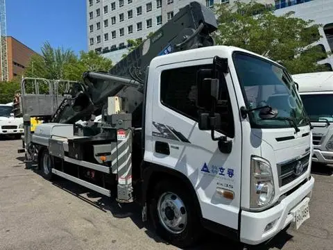 3.5톤 고소작업차 2017년식 사진 1